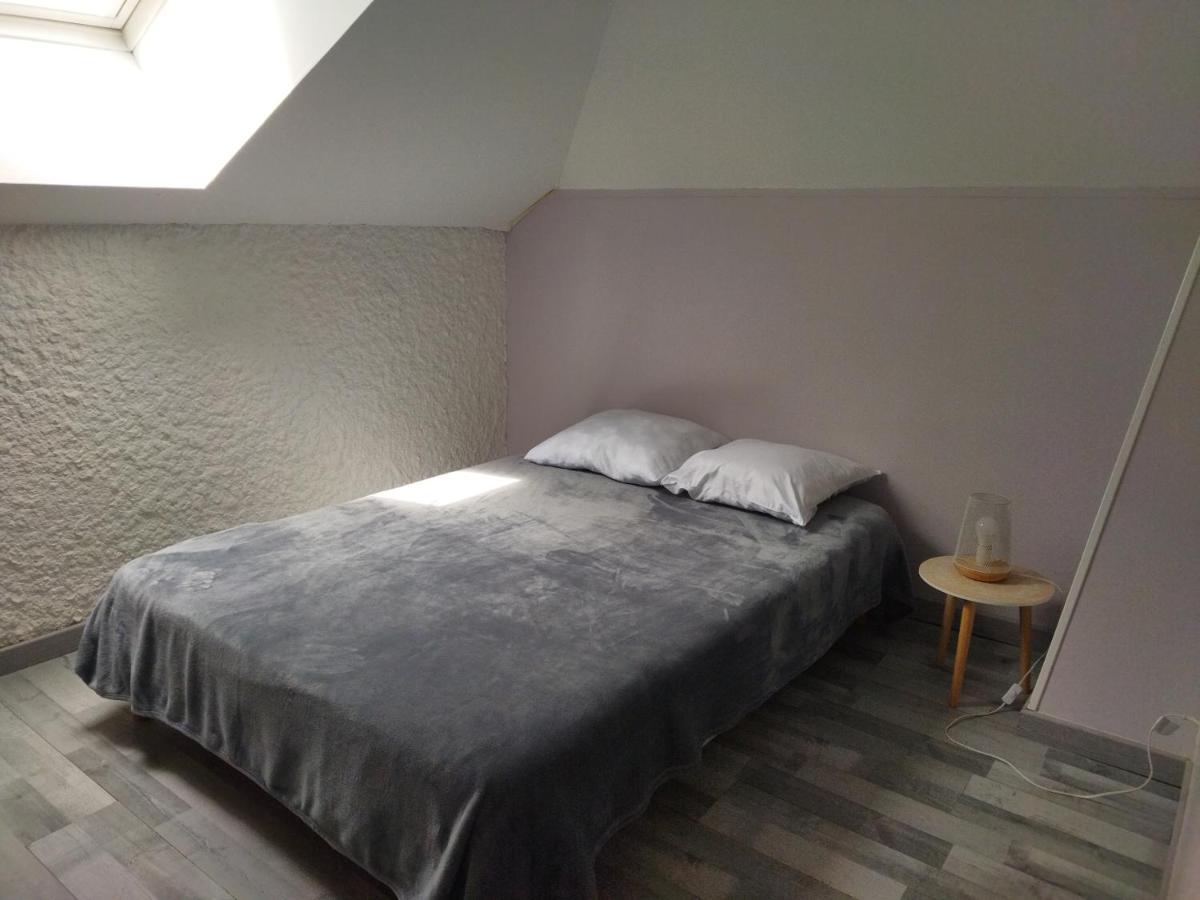 Les Fortelles Chatillon-sur-Broue Exteriör bild